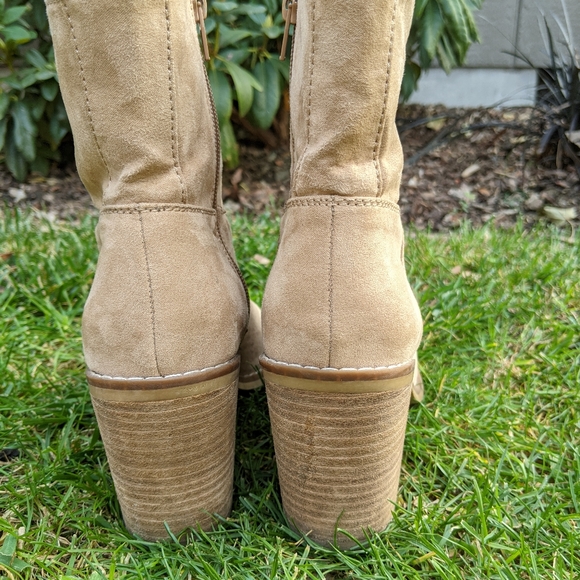 Woman's Ankle Boots - Picture 2 of 4